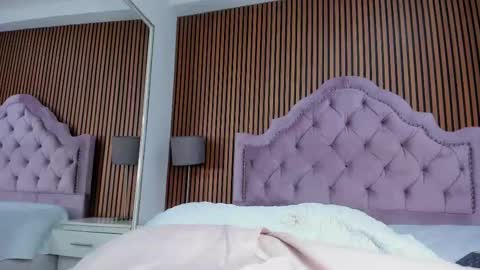 Jacob online show from September 2025 03:03:02 PM