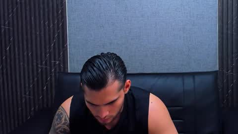 jacobsthorm online show from October 2025 04:12:02 AM