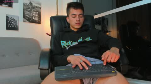 JACOB STONES online show from February 2025 05:41:02 AM