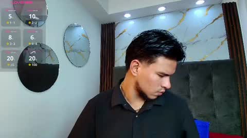 Snapshot of jacobwolf__ chatting on July 2026 07:51:01 PM Jacob Wolf online show from July 2026 07:51:01 PM
