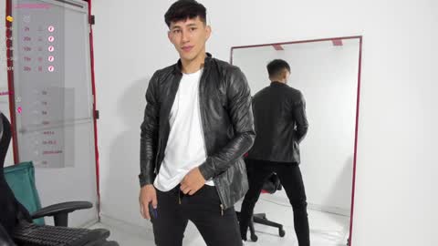 Snapshot of jacques_cardiet chatting on January 2025 12:52:02 PM jacobo online show from January 2025 12:52:02 PM