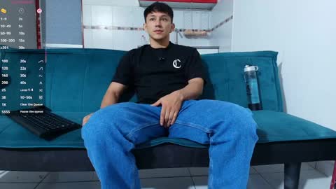 Snapshot of jacques_cardiet chatting on July 2026 02:10:01 PM jacobo online show from July 2026 02:10:01 PM
