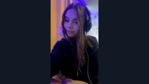 Snapshot of jacqulinescarpone chatting on October 2025 08:58:02 AM Adeline online show from October 2025 08:58:02 AM