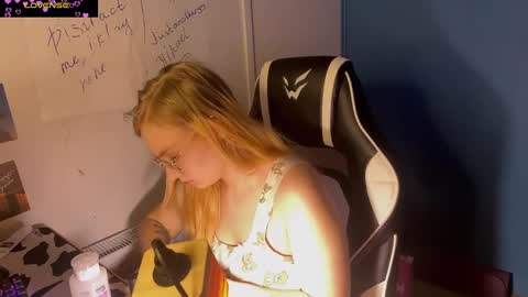 jacywinslat online show from March 2025 07:17:02 PM