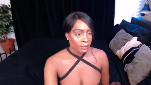 Jade online show from October 2025 06:40:02 PM