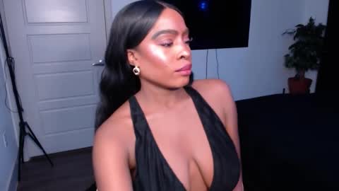 Jade online show from November 2025 09:08:01 PM