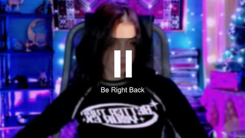 jade_castle online show from January 2026 04:31:02 PM