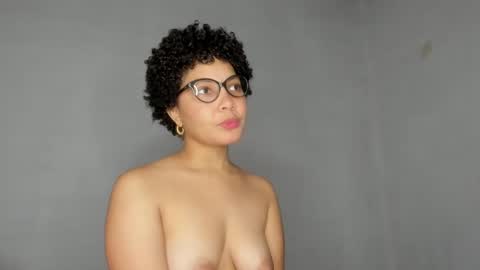 Jadeleidy Dorthini online show from November 2025 09:30:02 PM