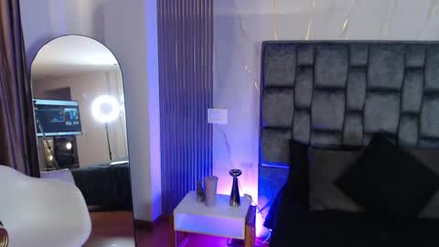 Sara online show from September 2025 12:07:01 PM