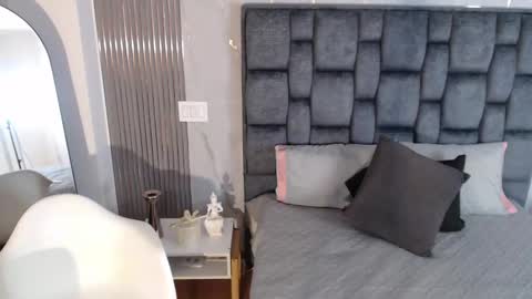 Sara online show from October 2025 12:13:02 PM