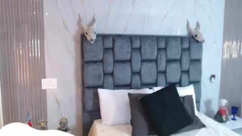 Sara online show from October 2025 12:23:02 PM