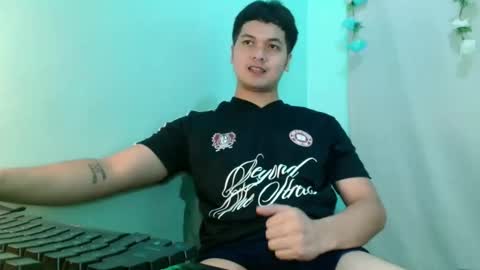 jade_halo online show from April 2026 02:34:01 PM