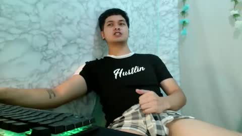 jade_halo online show from April 2026 05:23:01 PM