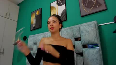 jade_lovv online show from April 2026 07:50:02 PM