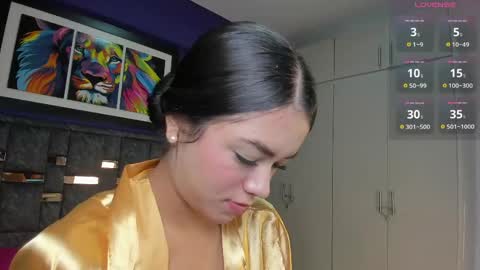 Snapshot of jade_lovv chatting on May 2026 12:12:02 PM jade_lovv online show from May 2026 12:12:02 PM