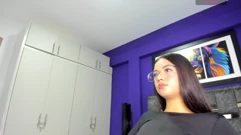 Snapshot of jade_lovv chatting on May 2026 12:13:02 PM jade_lovv online show from May 2026 12:13:02 PM