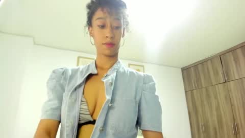 Jade smile online show from September 2025 02:20:01 PM