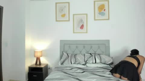 Jade smile online show from March 2026 02:06:02 PM