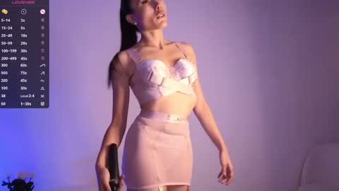 Snapshot of jade_paris chatting on October 2025 11:41:02 AM Jade Paris online show from October 2025 11:41:02 AM