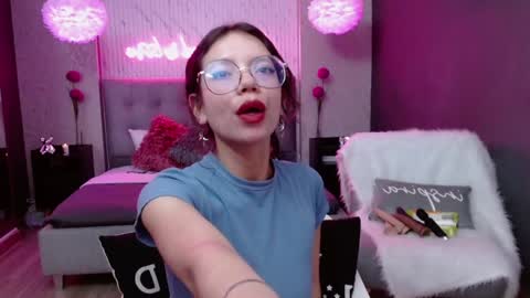 Snapshot of jade_storm_ chatting on December 2024 08:21:02 PM JADE online show from December 2024 08:21:02 PM