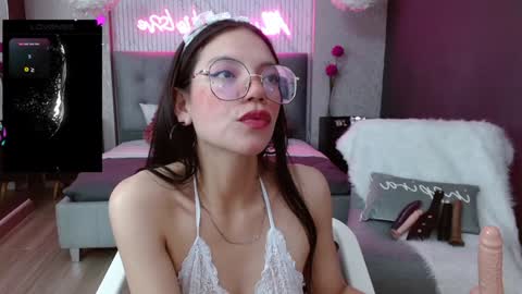 Snapshot of jade_storm_ chatting on December 2024 06:37:02 PM JADE online show from December 2024 06:37:02 PM