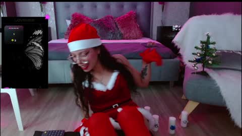 Snapshot of jade_storm_ chatting on December 2024 08:45:01 PM JADE online show from December 2024 08:45:01 PM