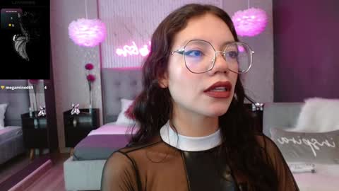 Snapshot of jade_storm_ chatting on January 2025 08:11:01 PM JADE online show from January 2025 08:11:01 PM