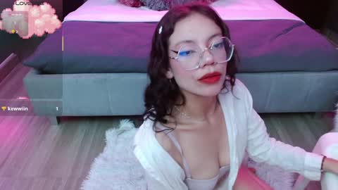 Snapshot of jade_storm_ chatting on February 2025 09:15:01 PM JADE online show from February 2025 09:15:01 PM