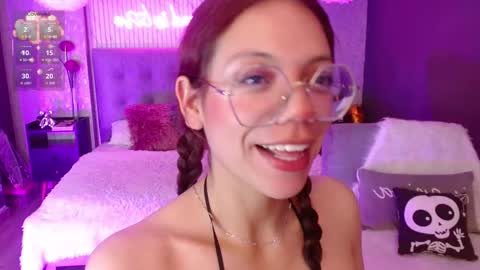 JADE online show from November 2025 09:13:02 PM