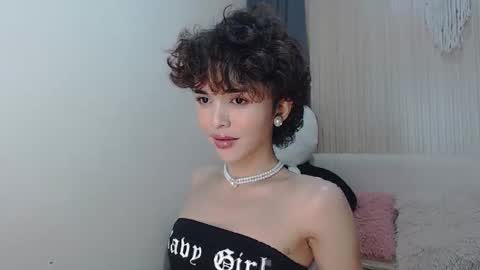 Adriana online show from October 2025 02:17:02 PM