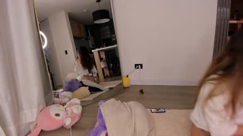 Snapshot of jade_ws chatting on December 2024 03:15:01 AM Jade online show from December 2024 03:15:01 AM