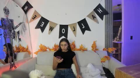 Snapshot of jade_ws chatting on October 2025 01:58:02 AM Jade online show from October 2025 01:58:02 AM