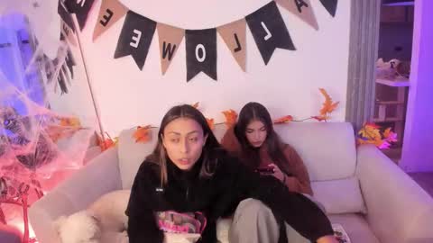 Snapshot of jade_ws chatting on October 2025 02:44:01 AM Jade online show from October 2025 02:44:01 AM