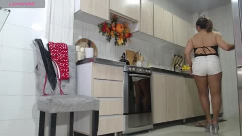 Snapshot of jadeee_11 chatting on October 2025 05:19:02 PM Jade online show from October 2025 05:19:02 PM