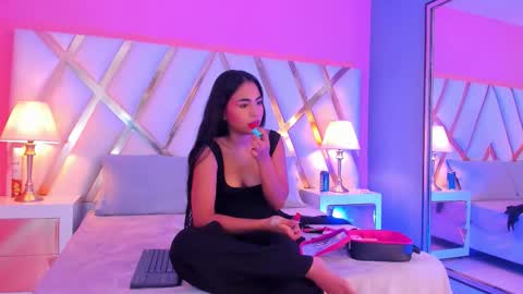 Jade online show from October 2025 09:16:01 PM