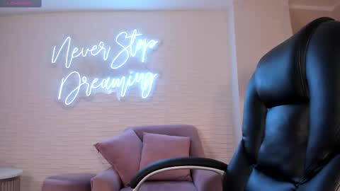 JADE EVANS online show from February 2025 08:11:01 PM