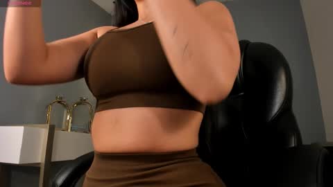 JADE EVANS online show from October 2025 05:44:02 PM