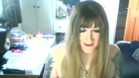 Snapshot of jadeladyboyminx chatting on January 2025 10:38:02 AM Jademinx online show from January 2025 10:38:02 AM