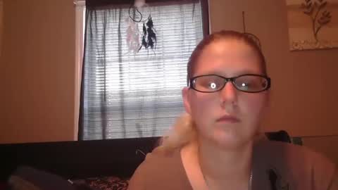 Snapshot of jadeluv chatting on January 2025 07:21:01 PM JadeLuv online show from January 2025 07:21:01 PM