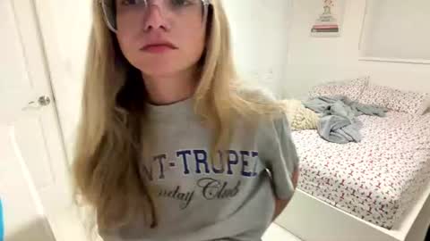 jademonroe0522 online show from August 2026 09:04:01 AM