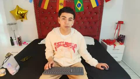Jaden and Sofia  online show from July 2026 02:59:02 AM