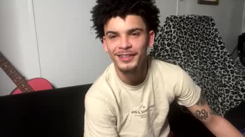 jadend23 online show from January 2026 10:25:01 PM