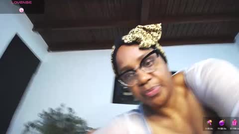 jadeStone69 online show from September 2025 12:39:02 PM