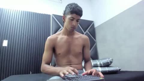 JadeyCharlot online show from April 2026 04:15:01 AM