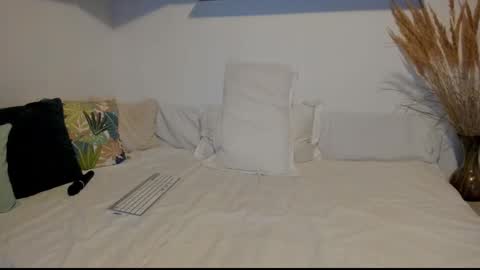 elena online show from October 2025 01:48:02 AM