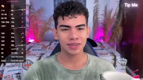 javi15  online show from December 2025 03:00:02 AM