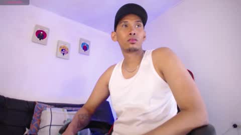 JAISON HALLS online show from September 2025 07:18:02 AM