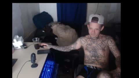 showingitoff online show from December 2025 08:01:01 AM