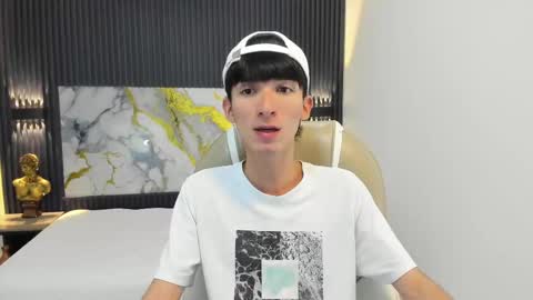 Snapshot of jake_evanss_ chatting on October 2025 08:27:02 PM JAKE online show from October 2025 08:27:02 PM