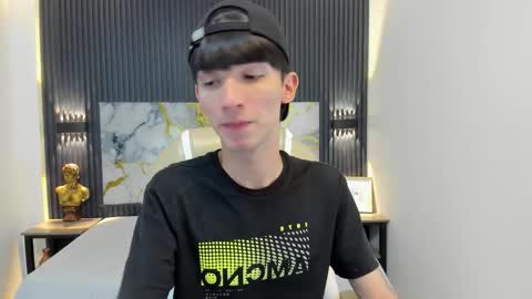 Snapshot of jake_evanss_ chatting on October 2025 08:39:01 PM JAKE online show from October 2025 08:39:01 PM